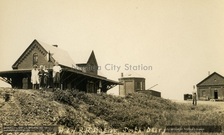 Postcard: New York, New Haven & Hartford Railroad Station, South Deerfield, Massachusetts